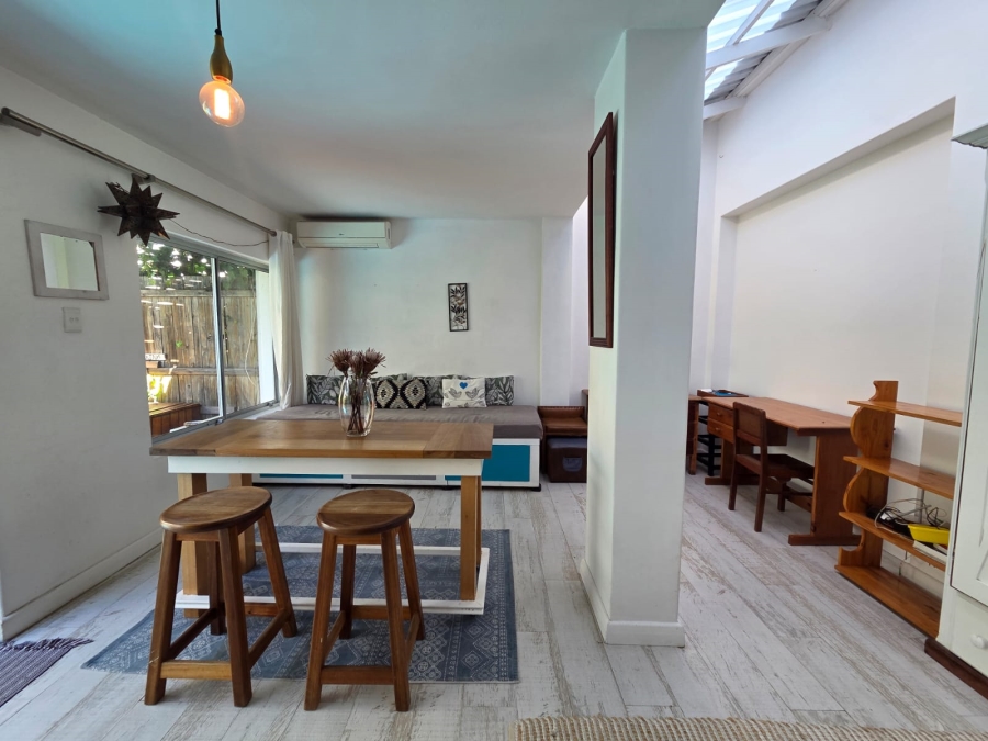 To Let 1 Bedroom Property for Rent in Sea Point Western Cape